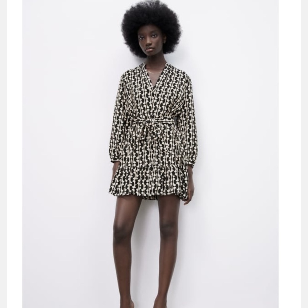 Super cute Zara dress